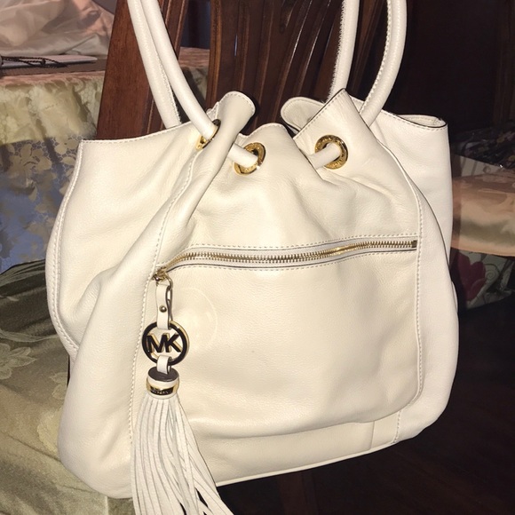 Michael Kors Handbags - Michael Kors Beige Bag